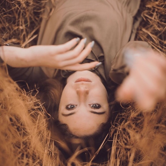 Meet your Posher, Haley - Picture 1 of 1